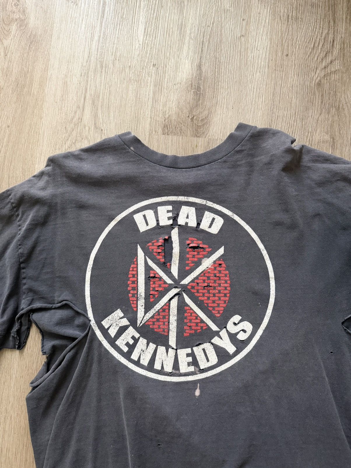 Vintage Dead Kennedy’s Distressed Tee Size US XL / EU 56 / 4 - 2 Thumbnail
