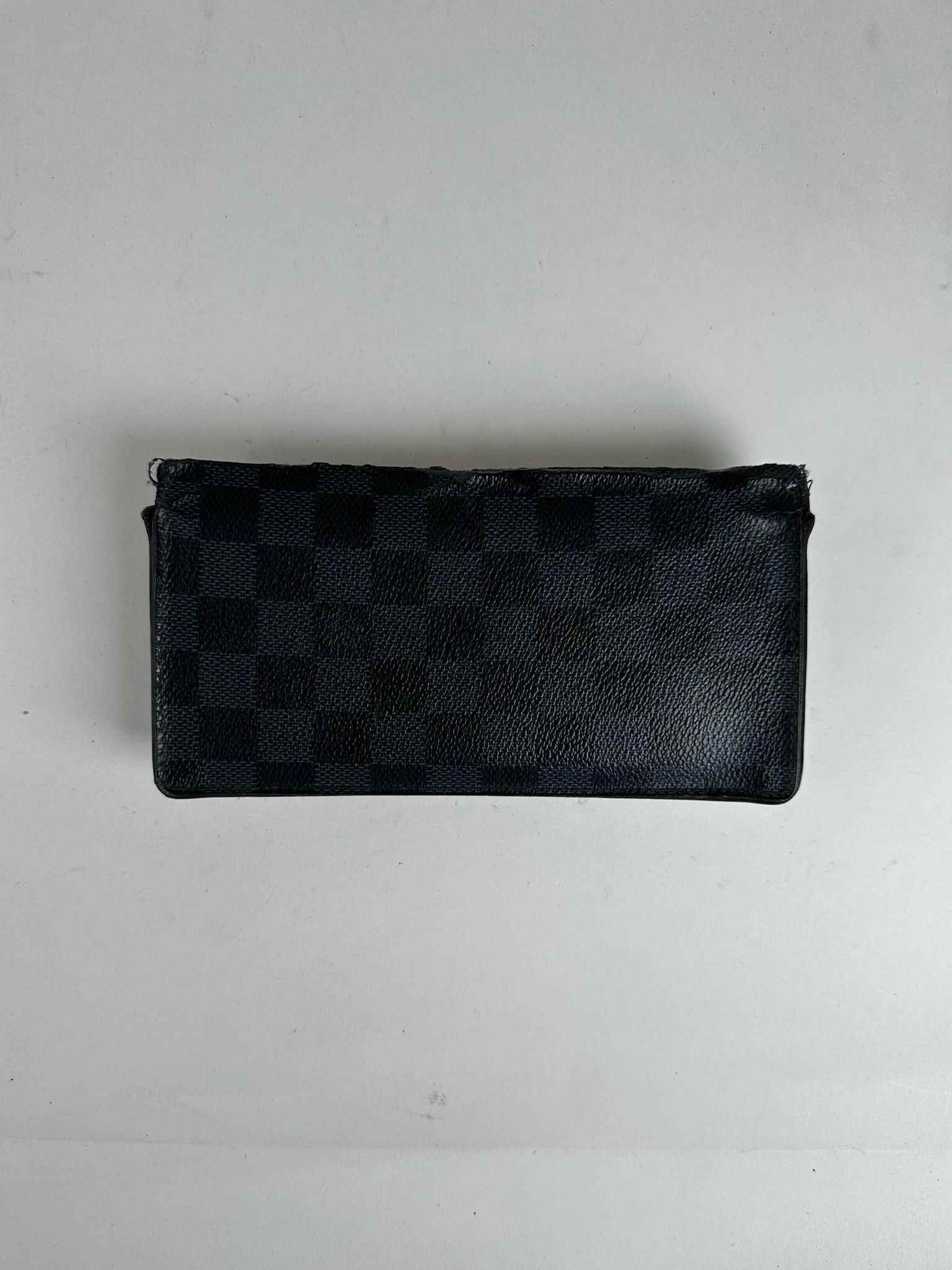 Louis Vuitton Vintage Damier Monogram ID Holder Size ONE SIZE - 1 Thumbnail