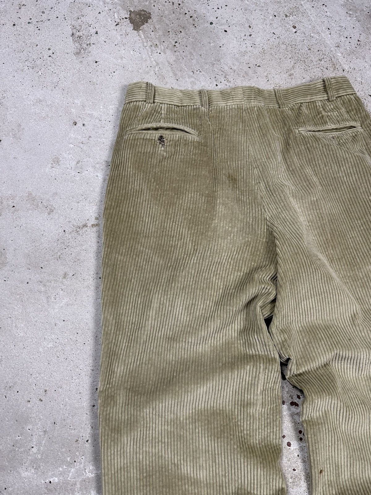 Yves Saint Laurent Vintage 90s Yves Saint Laurent Baggy Corduroy Beige Pants Size US 34 / EU 50 - 18 Thumbnail