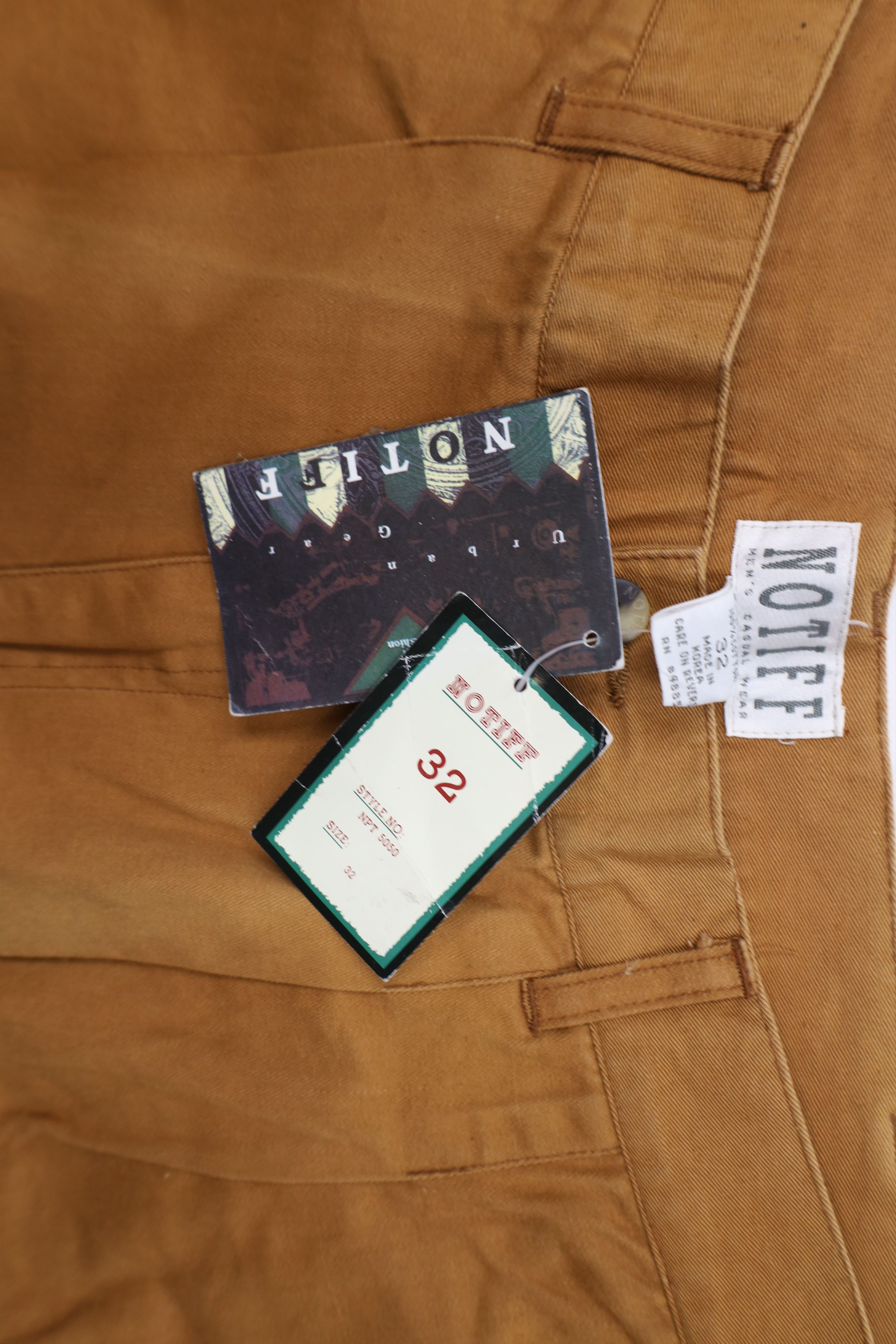 Vintage Deadstock Vintage 90s Streetwear Chino Shorts Brown Cotton Size US 32 / EU 48 - 7 Thumbnail