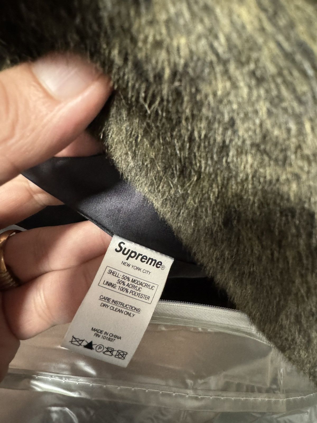 Supreme Supreme Faux Fur Size US XL / EU 56 / 4 - 5 Thumbnail