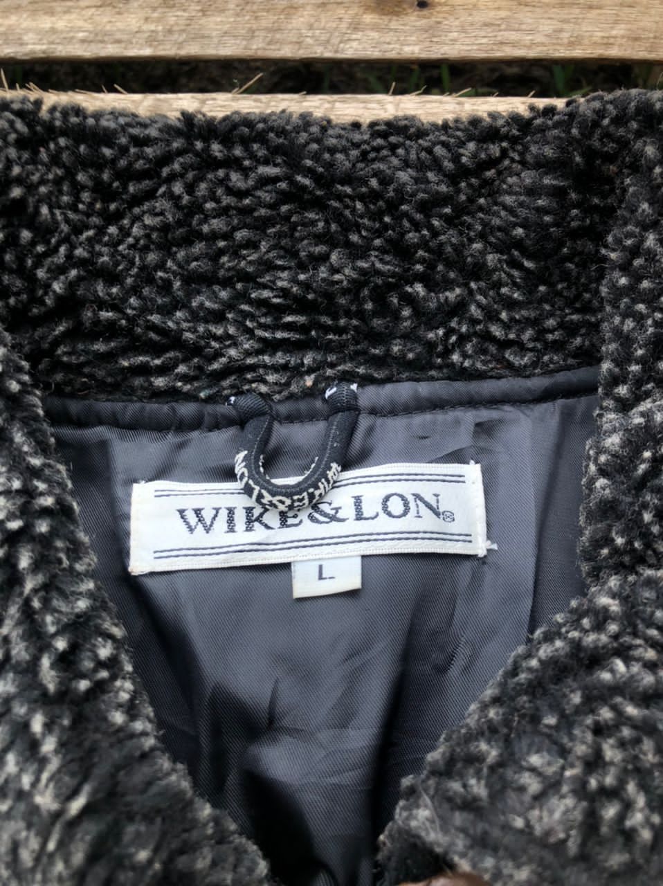 Cartoon Network × Japanese Brand × Vintage Vintage 90s Wike and Lon Embroidery Velvet Faux Fur Jacket Size US L / EU 52-54 / 3 - 3 Thumbnail
