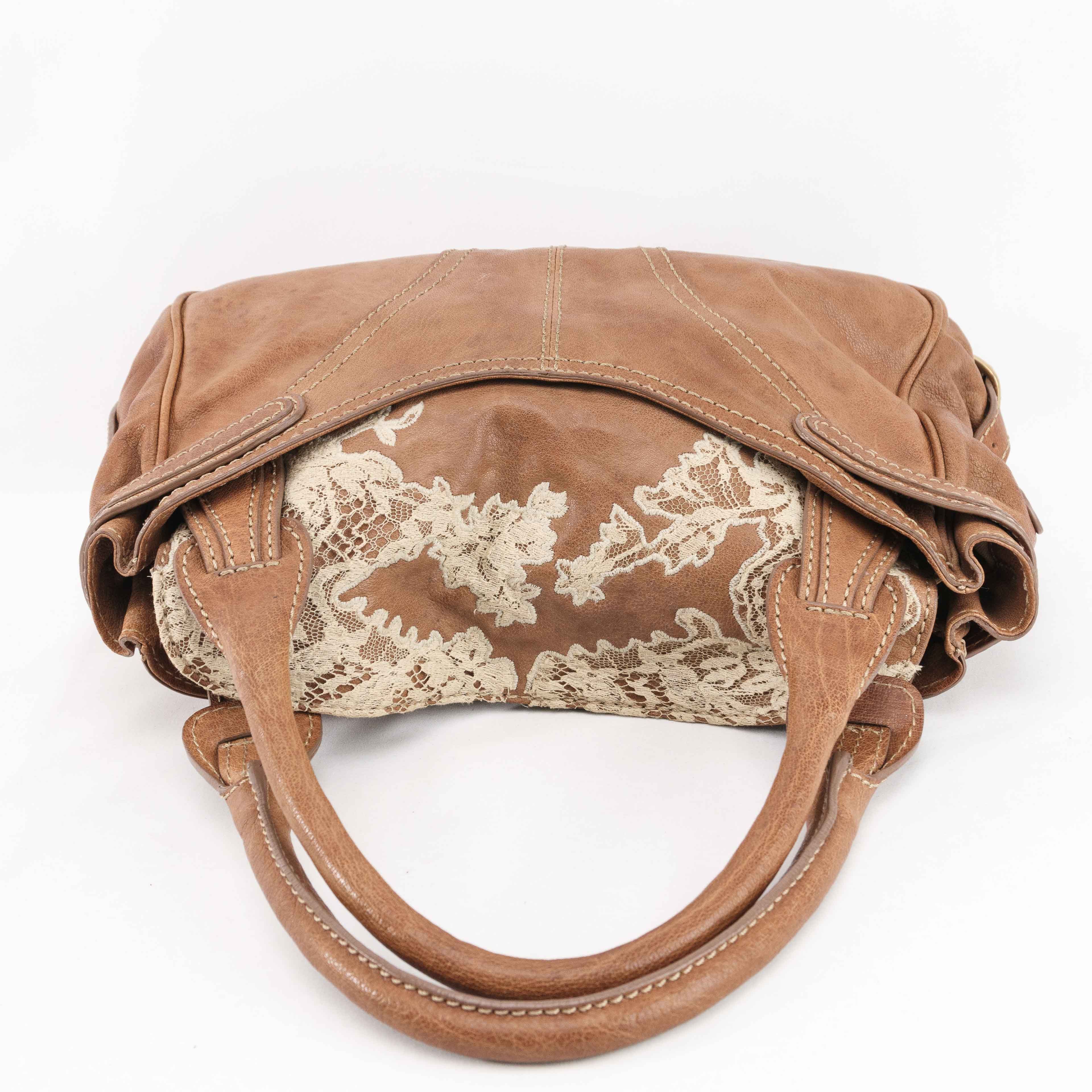 Valentino Valentino Garavani Maison Lace-Embroidered Leather Handbag Size ONE SIZE - 8 Thumbnail
