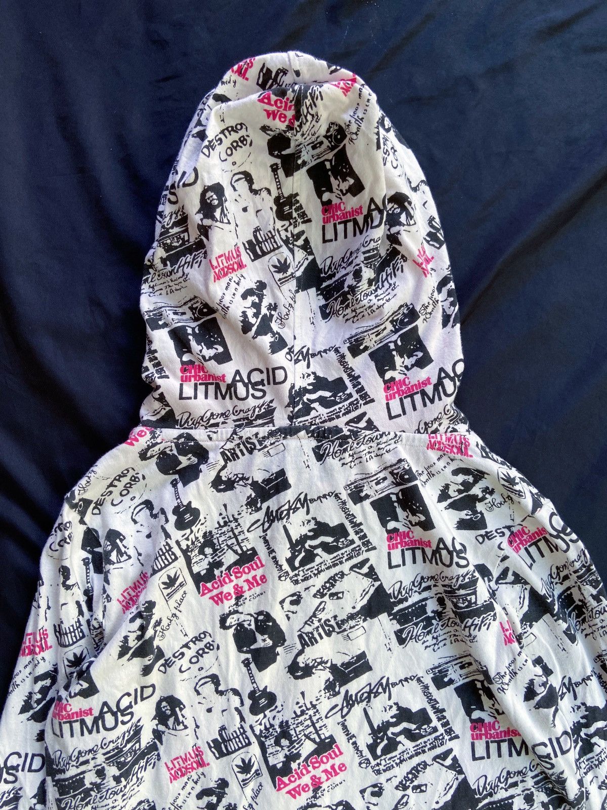 20471120 DOUBLE LAYER CHIC URBANIST ACID LITMUS HOODIE STYLE Size US S / EU 44-46 / 1 - 13 Thumbnail