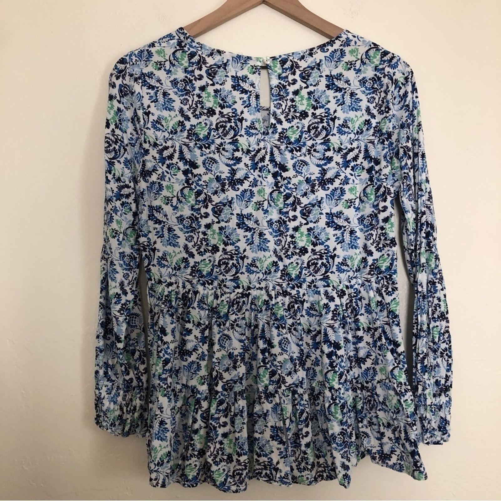 Anthropologie Anthropologie Jane and Delancey Blue Floral Blouse Top Size S / US 4 / IT 40 - 8 Thumbnail
