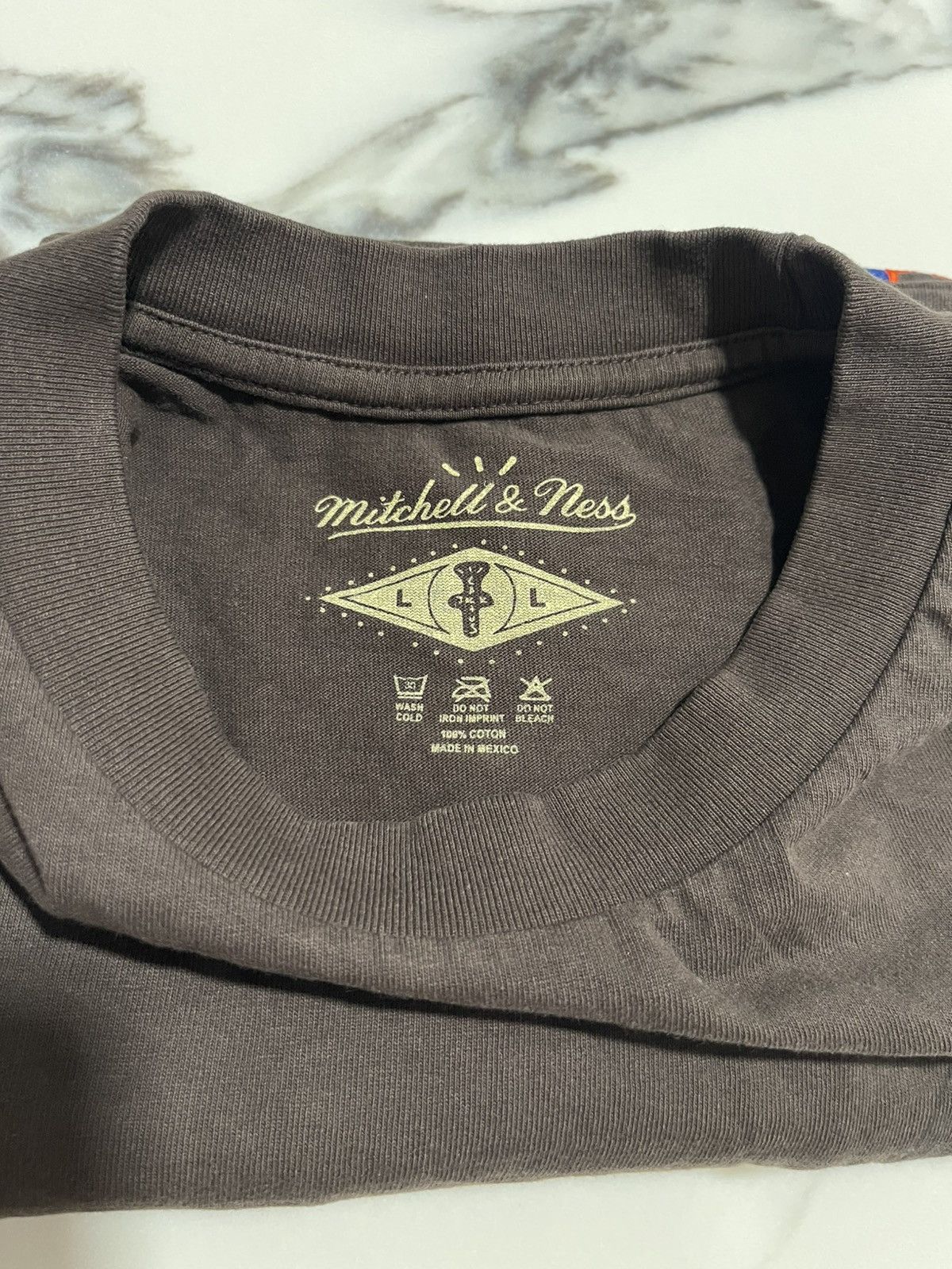 Travis Scott Travis Scott x Clemson Mitchell & Ness Shirt Sz Large NEW Size US L / EU 52-54 / 3 - 6 Thumbnail
