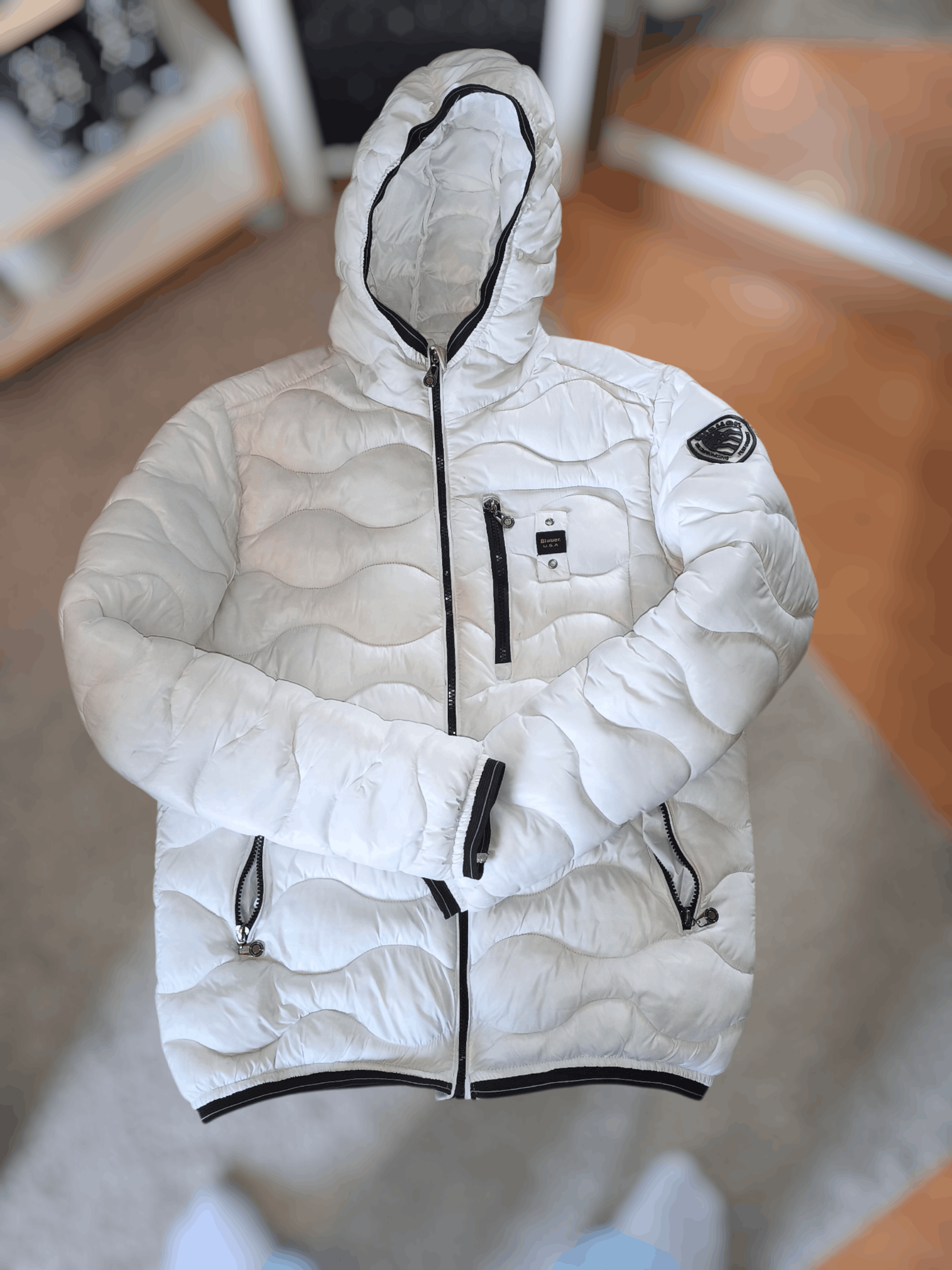 Other Blauer USA Jacke Weiß Size US L / EU 52-54 / 3 - 1 Thumbnail