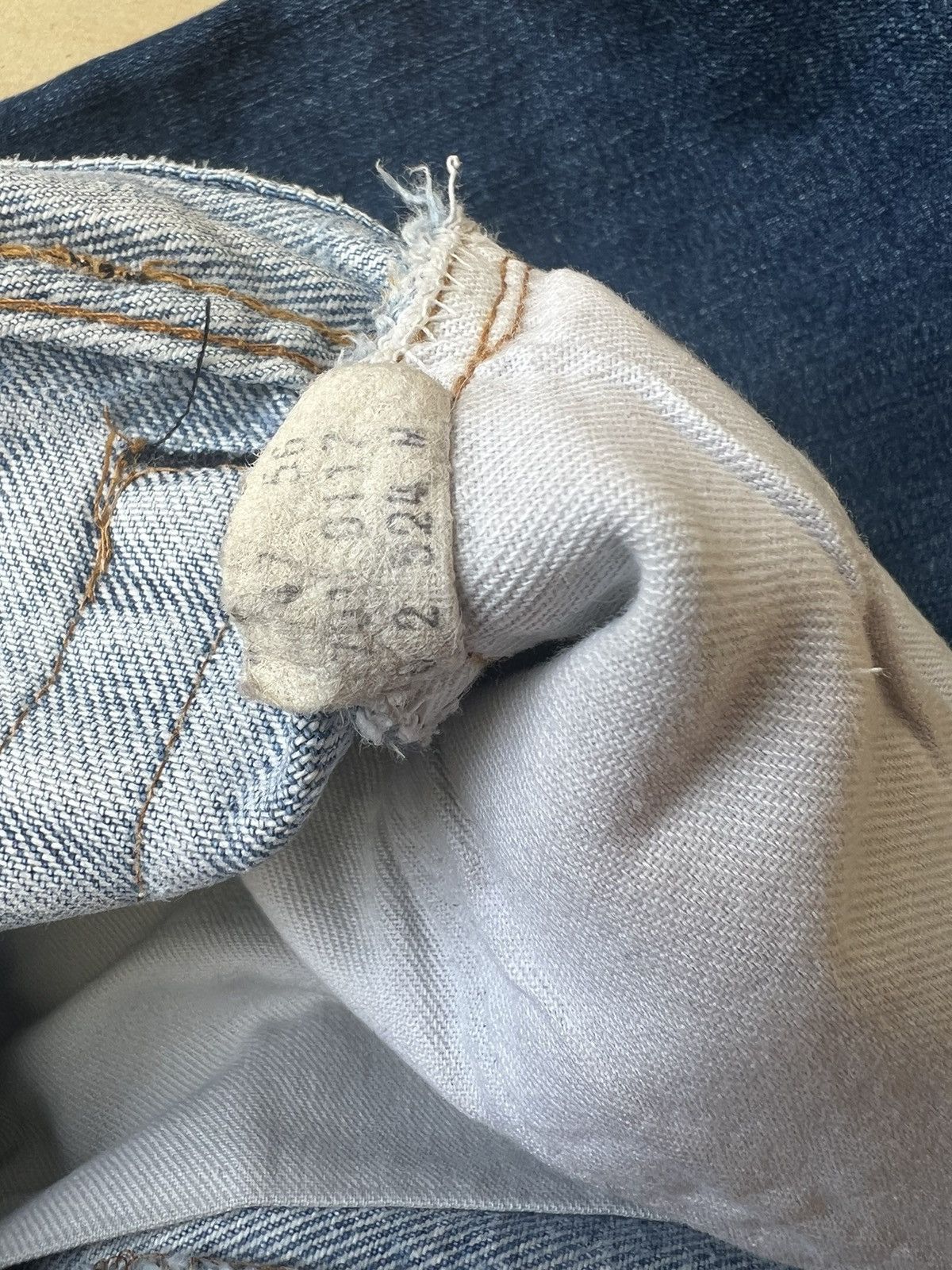 Levi's Vintage 80s Levi’s 701 Distressed Fade Denim Buttonfly Jeans Size US 29 - 23 Thumbnail