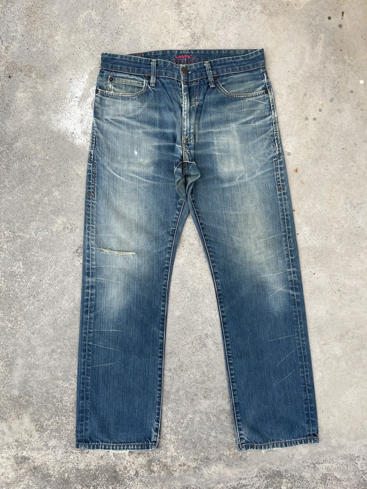 Levi's × Levi's Vintage Clothing × Vintage Levi’s Red Vintage Y2K Faded Blue Denim Jeans Size US 32 / EU 48 - 1 Thumbnail