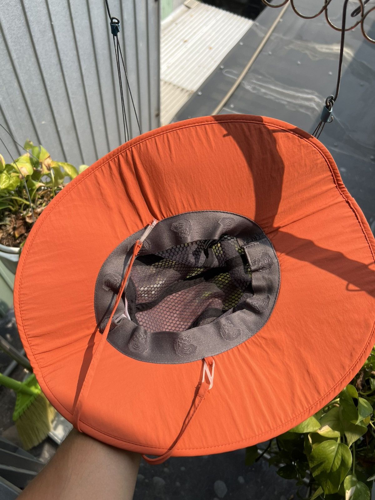 Mountain Hardwear Mountain Hardwear Technical Sun Hat Orange Trail Cap Size ONE SIZE - 8 Thumbnail