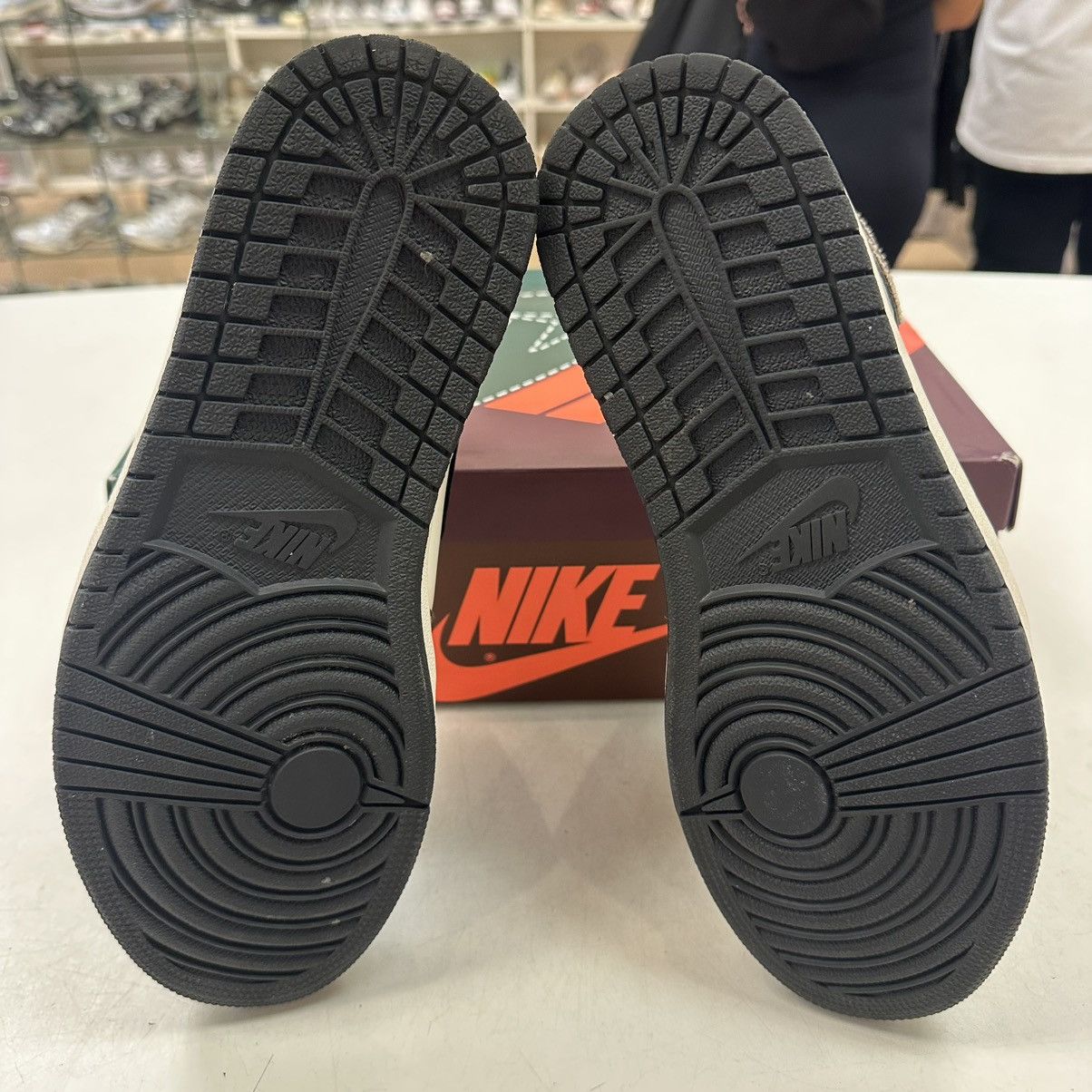Jordan Brand Size 10 - Jordan 1 High OG Hand Crafted 2021 - DH3097-001 Size US 10 / EU 43 - 5 Thumbnail