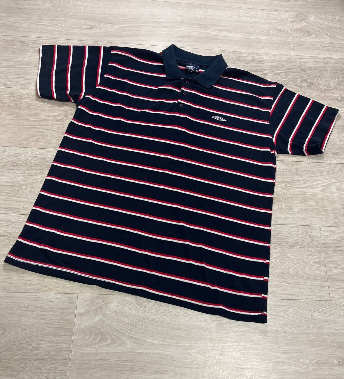 Umbro Vintage t-shirt Umbro 2000s 90s Size US L / EU 52-54 / 3 - 1 Thumbnail