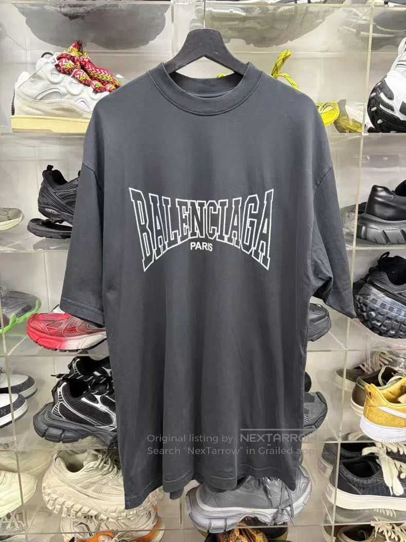 Balenciaga Balenciaga Water-washed black cracked pattern printed logo Size US S / EU 44-46 / 1 - 1 Thumbnail