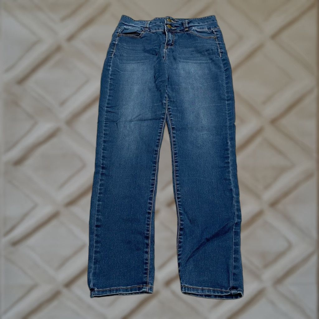 Vintage Tinseltown Jeans Skinny 9 Juniors Blue Dark Wash Stretch High Rise 28x27 City Modern 5-Pocket Mens Womens Girls Boys? Size 30" / US 8 / IT 44 - 1 Thumbnail
