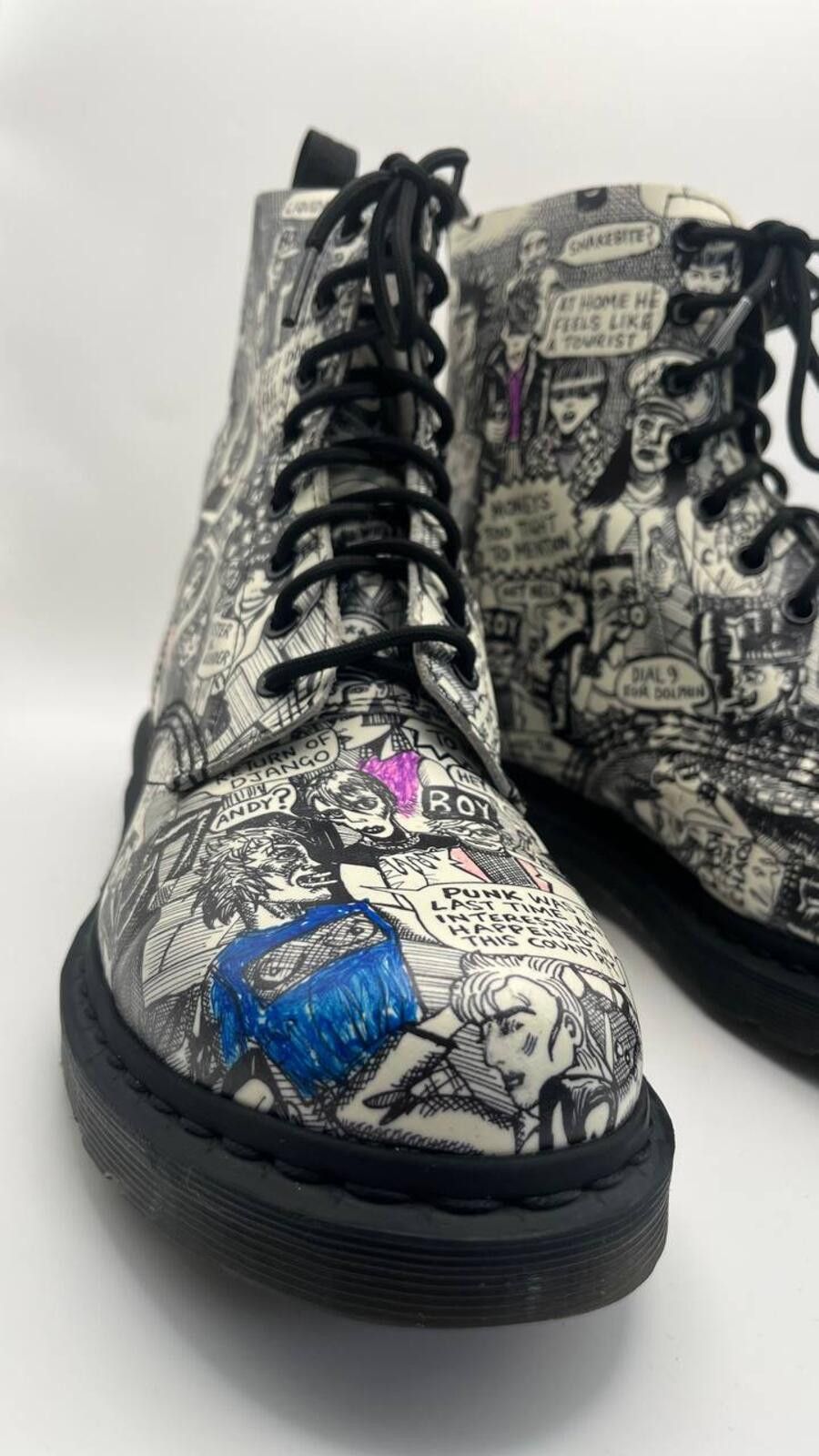 Dr. Martens DR. MARTENS X Mark Wigan Party People Size US 9 / EU 42 - 6 Thumbnail