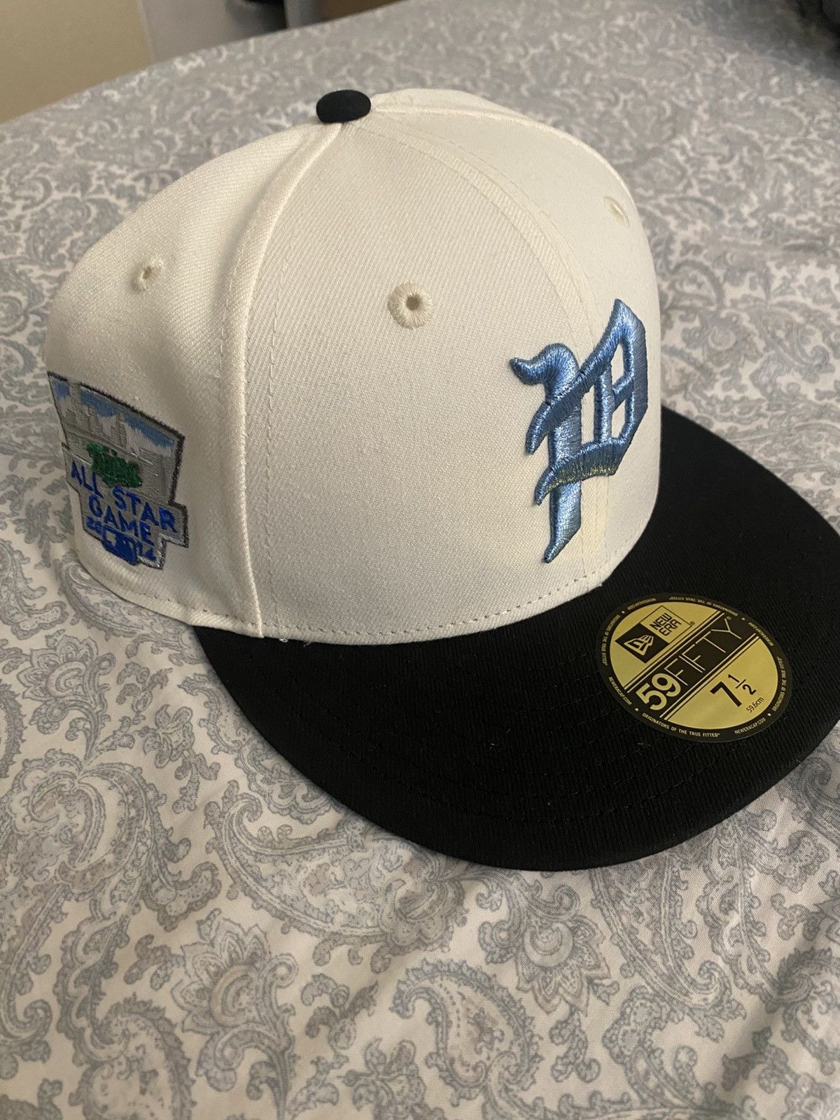 Hat Club Hat Club “Princess of Alderaan” Phillies 7 1/2 Size ONE SIZE - 1 Thumbnail