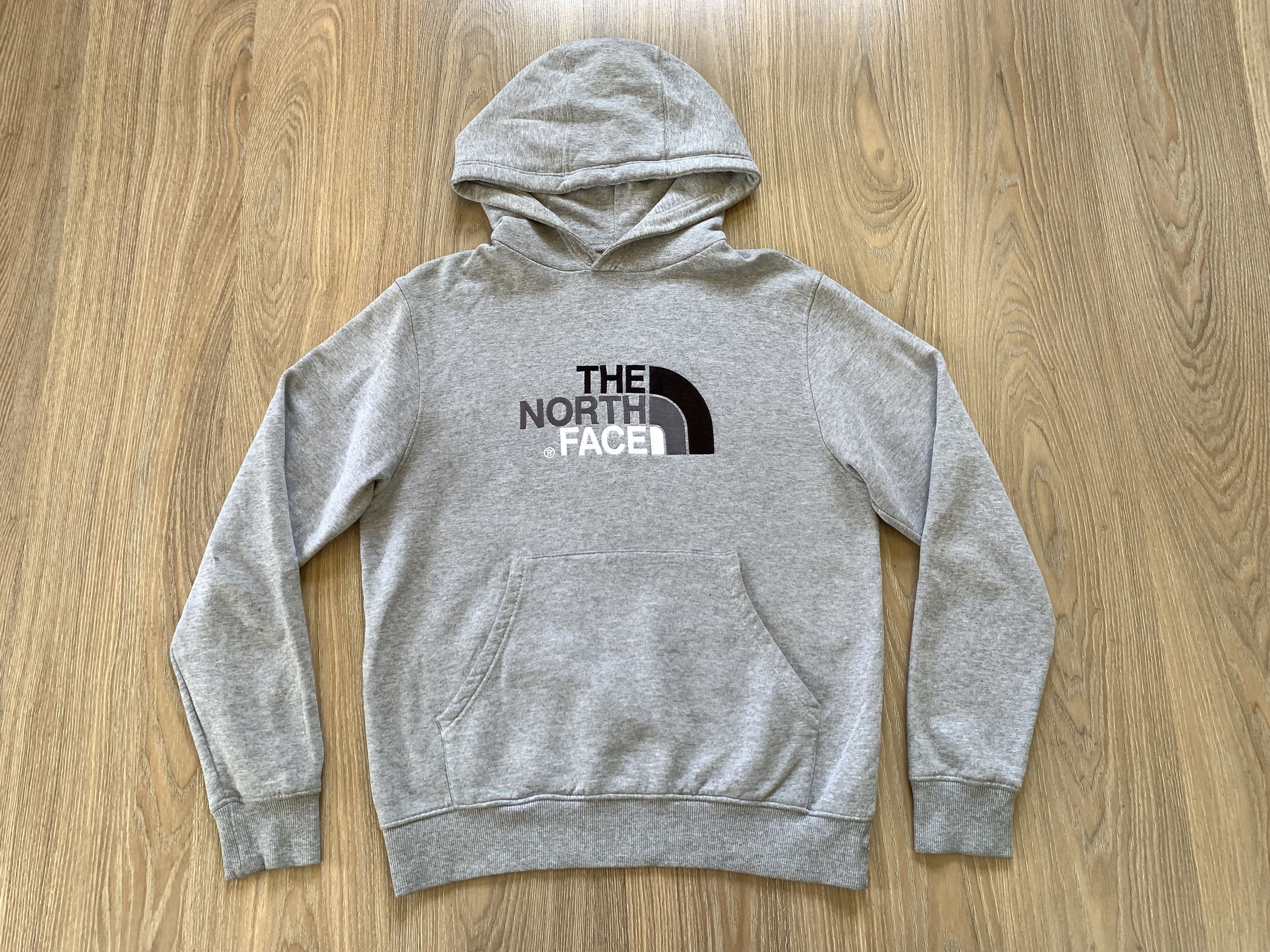 The North Face × Vintage The North Face Mens Vintage Embroidered Hoodie Size US M / EU 48-50 / 2 - 2 Thumbnail