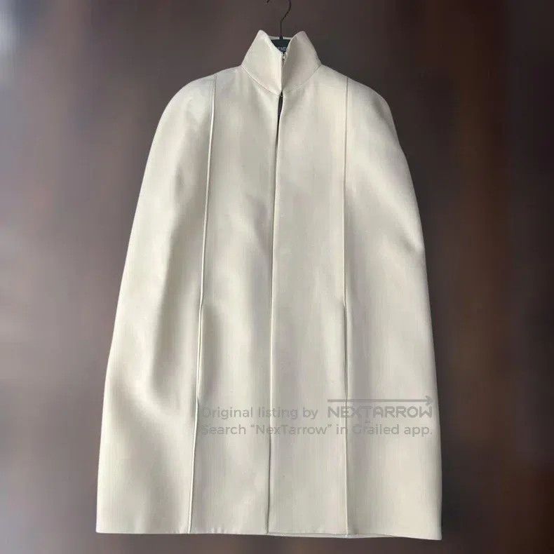 Fendi Fendi Wool cloak coat Size XS / US 0-2 / IT 36-38 - 1 Thumbnail