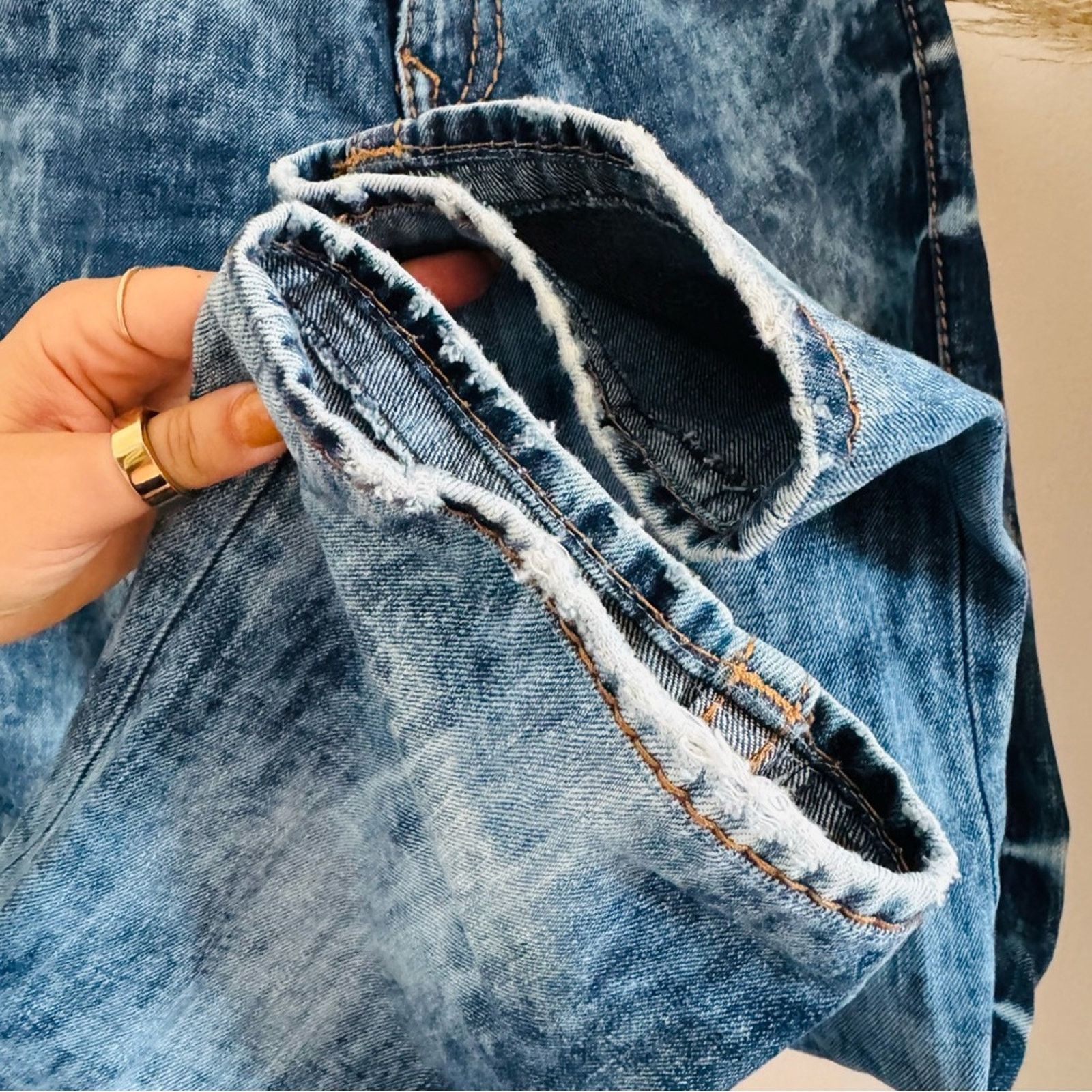 True Religion TRUE RELIGION Blue White Acid Wash Straight Leg Denim Jeans Size US 29 - 6 Thumbnail