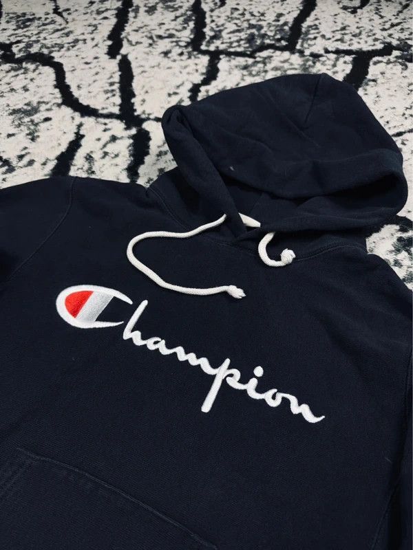Champion Champion reverse weave navy blue S logo hoodie Size US S / EU 44-46 / 1 - 4 Thumbnail