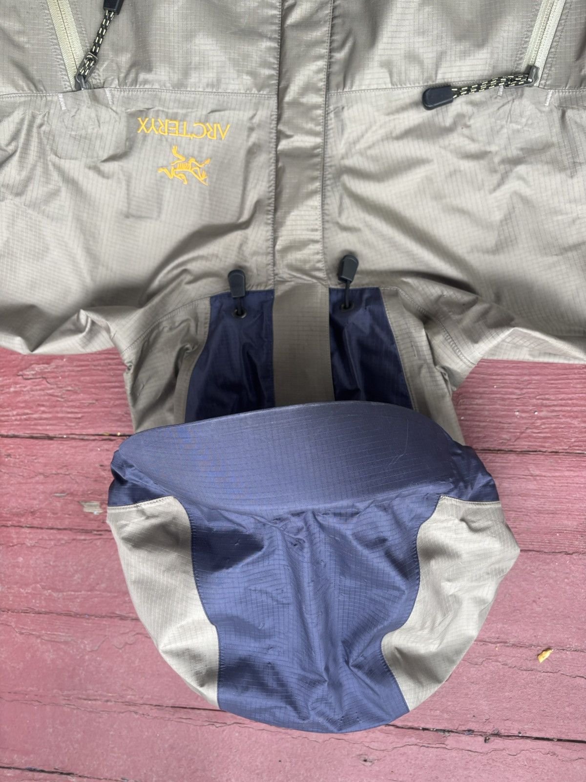 Arc'teryx 1998 Arc’teryx First Edition Beta Lt Alpine Size Medium Size US M / EU 48-50 / 2 - 4 Thumbnail
