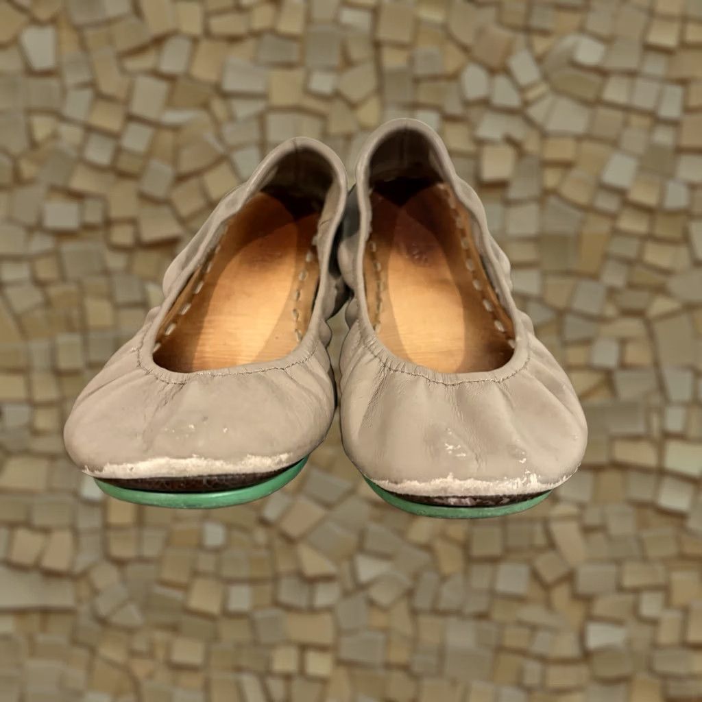 Vintage Tieks Ballet Flats Womens 7 Taupe Leather Teal Sole Foldable Size US 7 / IT 37 - 1 Thumbnail