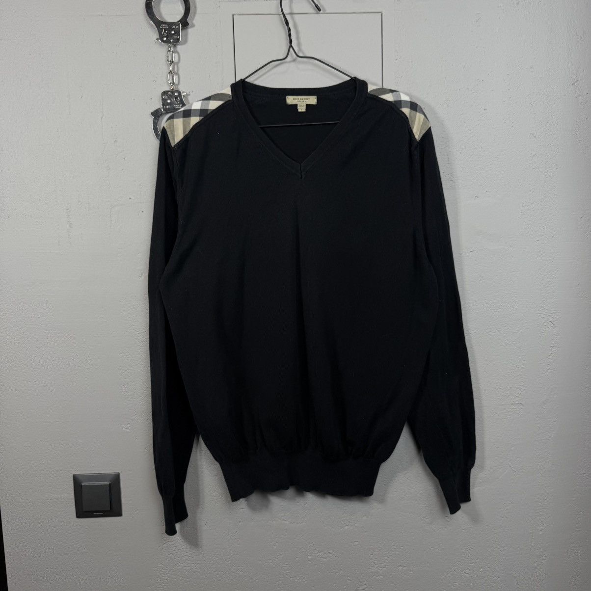 Burberry Vintage Burberry Sweater Nova Check Size US L / EU 52-54 / 3 - 1 Thumbnail