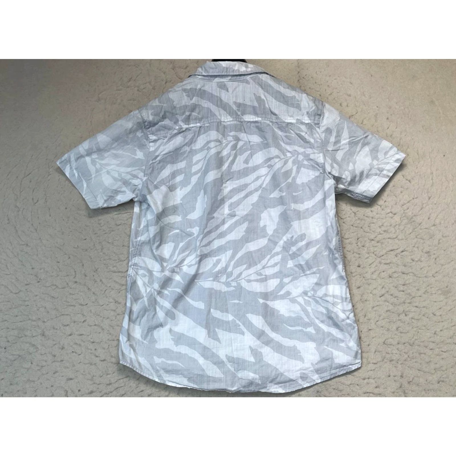 Vintage Salty Crew Shirt Men S Gray White Button-Down Short Sleeve Slim Fit See Pic Size US S / EU 44-46 / 1 - 2 Thumbnail