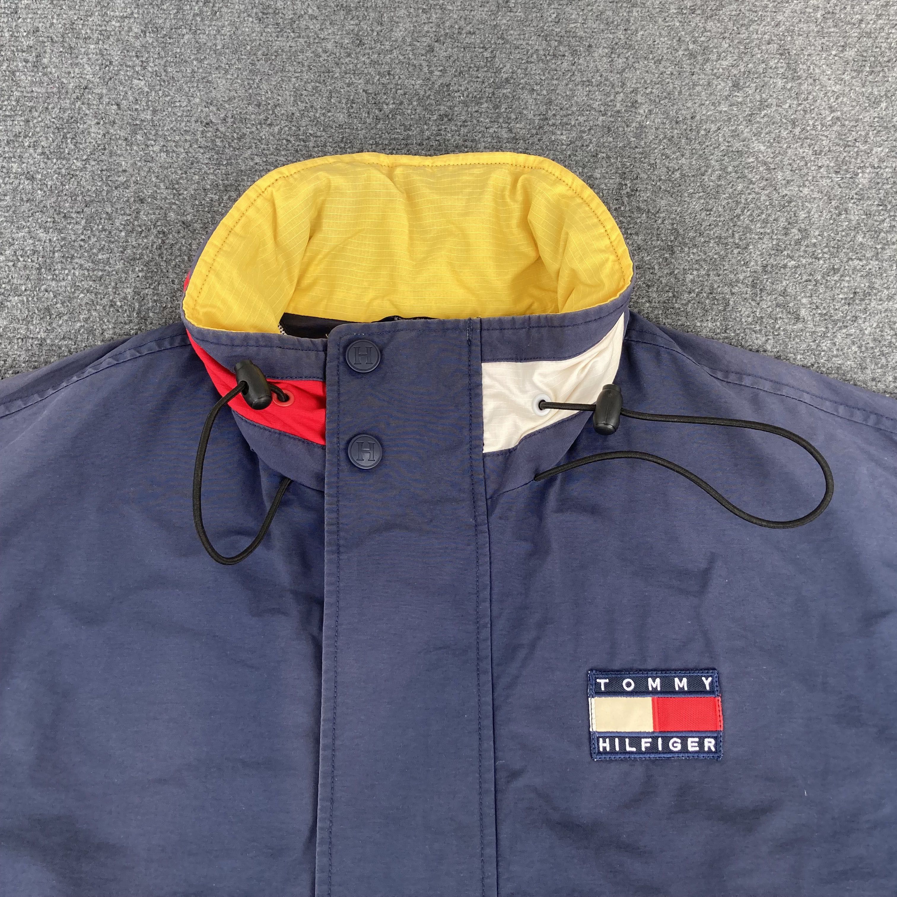 Tommy Hilfiger × Vintage Vtg Tommy hilfiger Hooded 90s Streetwear M Jacket Sweater Size US M / EU 48-50 / 2 - 2 Thumbnail