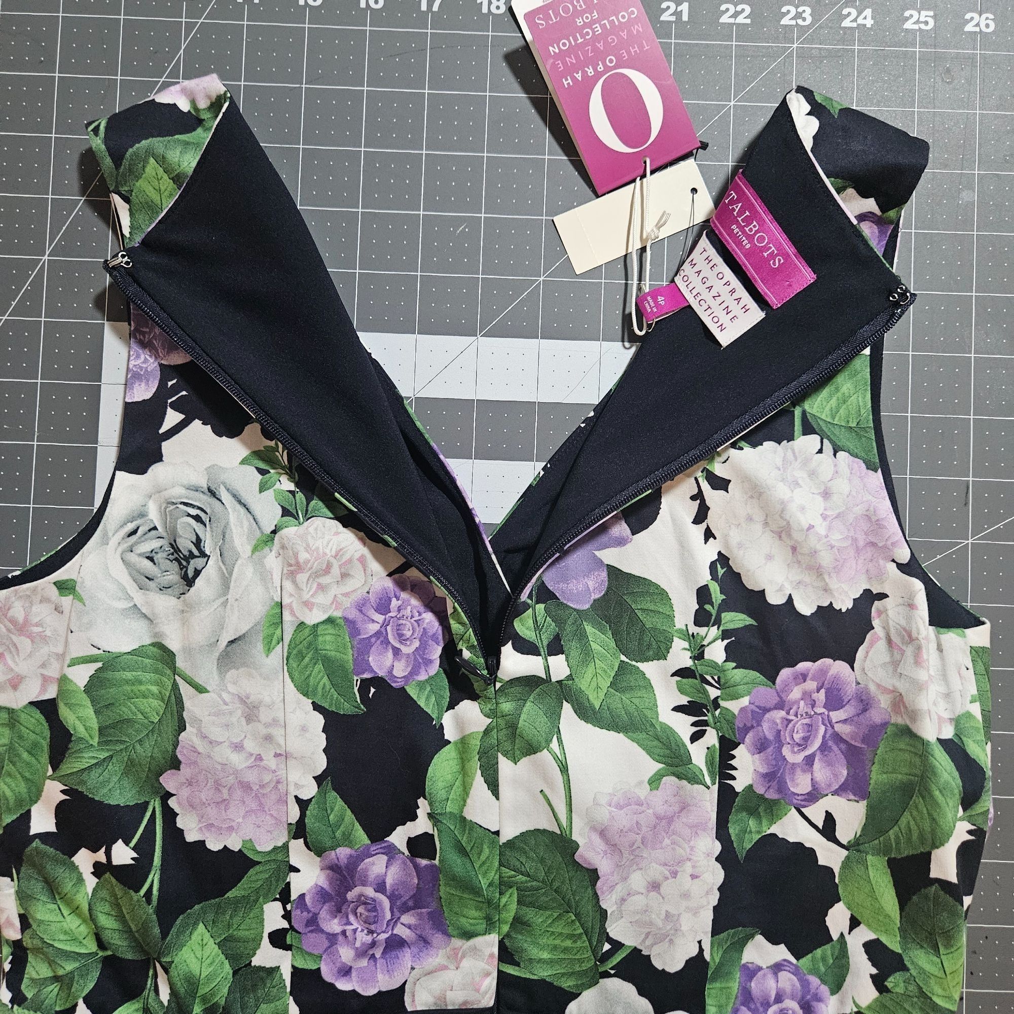 Talbots Talbots Women’s Dress 4P Cottage core Floral Fashion Garden Size S / US 4 / IT 40 - 10 Thumbnail