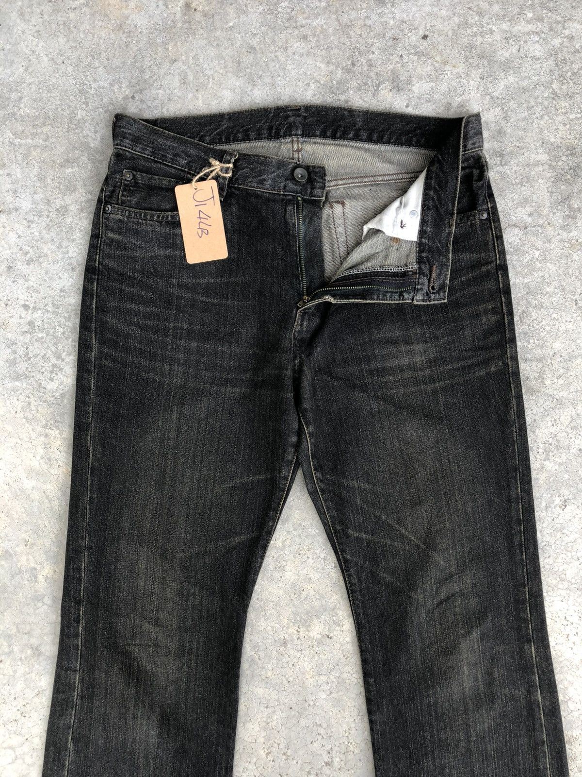 If Six Was Nine Flared Uniqlo Jeans Distressed Jeans Size US 33 - 3 Thumbnail