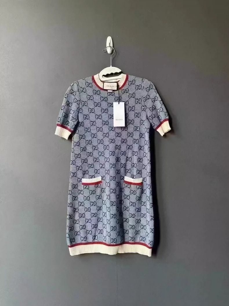 Gucci Gucci Full-print dress 2504-Nextarrow Size XS / US 0-2 / IT 36-38 - 1 Thumbnail