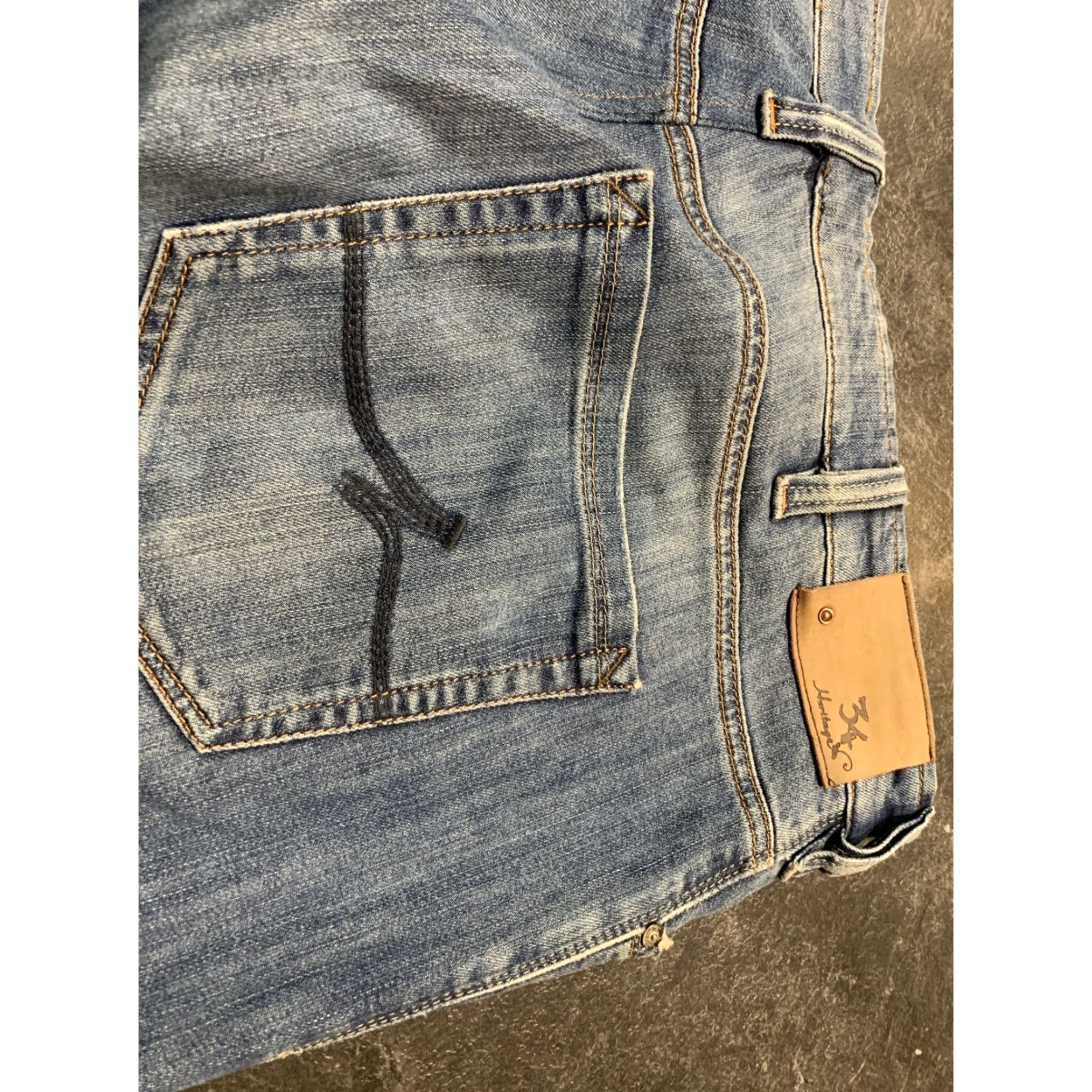 Vintage 34 Heritage Jeans Men's 40x32 Blue Mid Rise Relaxed Stretch Denim Classic Fit Size US 40 / EU 56 - 3 Thumbnail