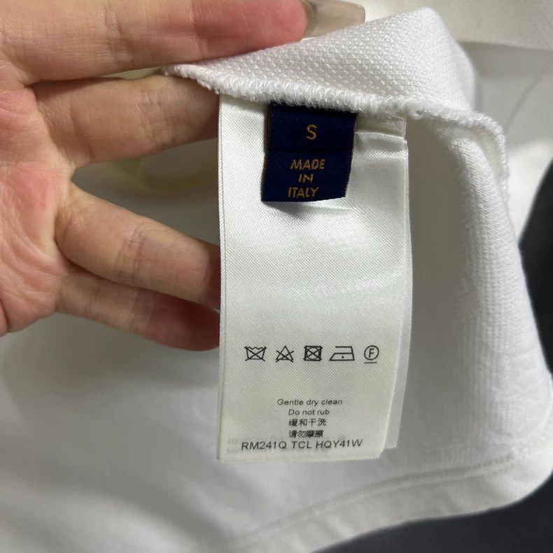 Louis Vuitton Louis Vuitton White Solid Pocket Round Neck Short Sleeve 2 Size US S / EU 44-46 / 1 - 4 Thumbnail