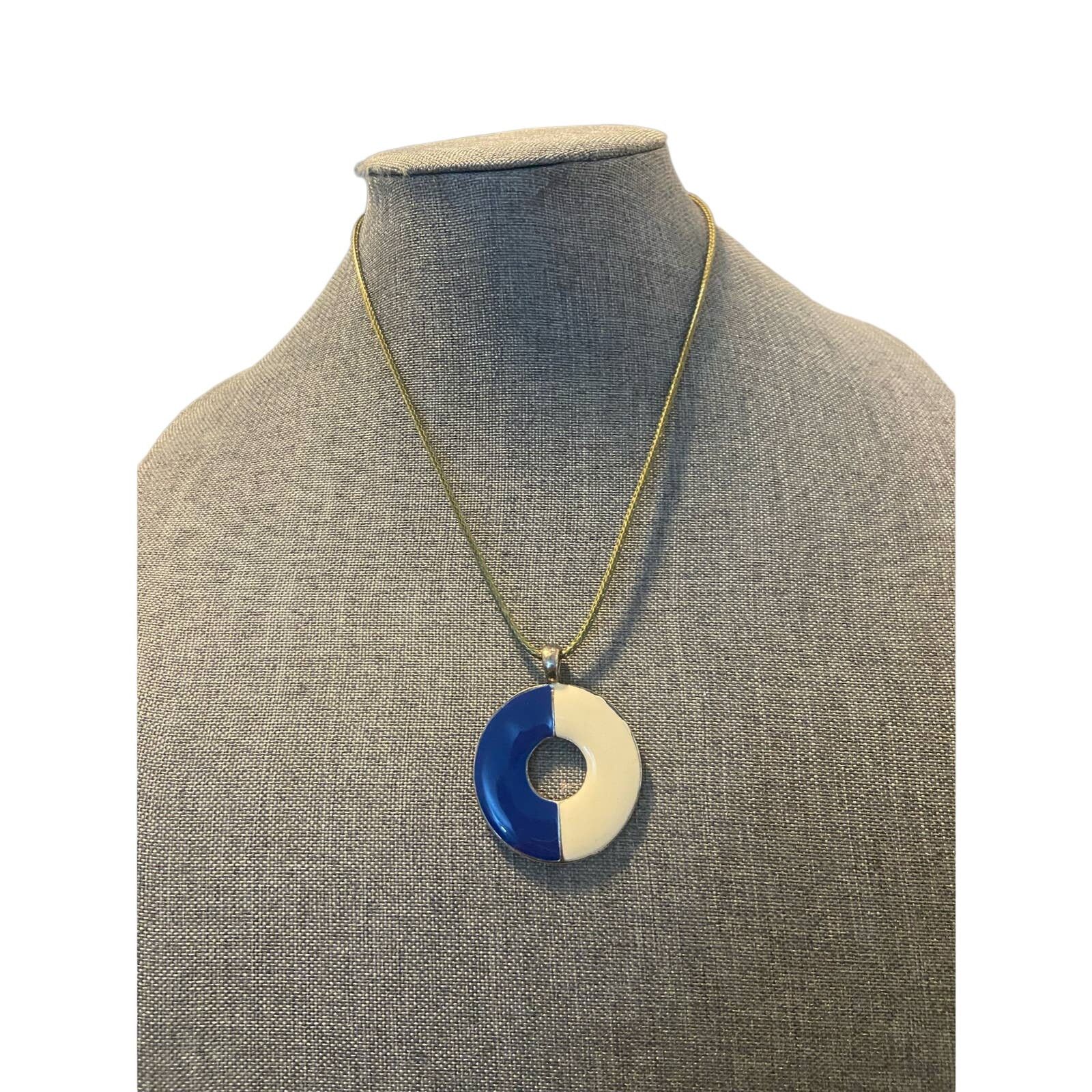Handmade round pendant necklace Size ONE SIZE - 1 Thumbnail