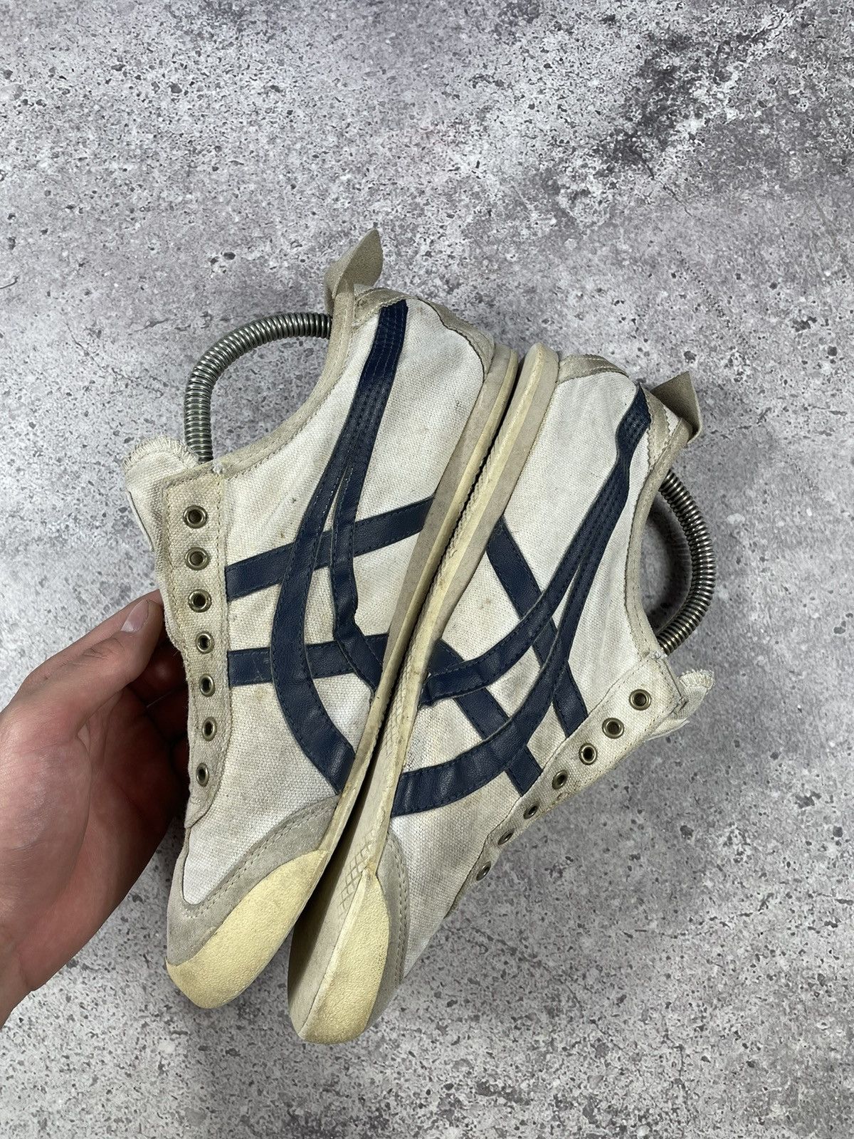 Asics ASICS Onitsuka Tiger Mexico 66 White Size US 9 / EU 42 - 3 Thumbnail