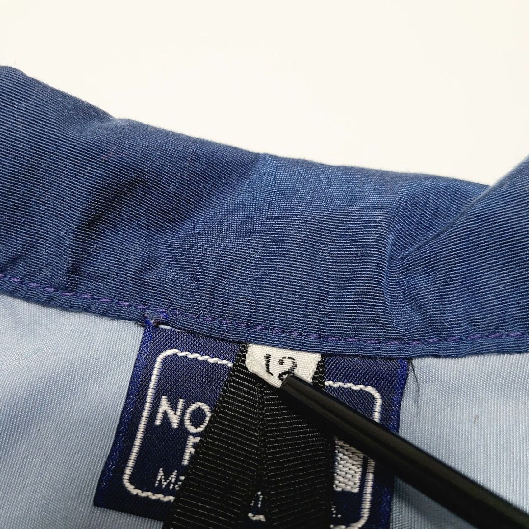 The North Face VINTAGE The North Face Windbreaker Jacket 1/2 Zip Ladies Size 12 USA Blue Windbreaker 80s Style Navy logo Embroidered Nylon Zip USA 1/2 Zip Women 12 Size XL / US 12-14 / IT 48-50 - 6 Thumbnail