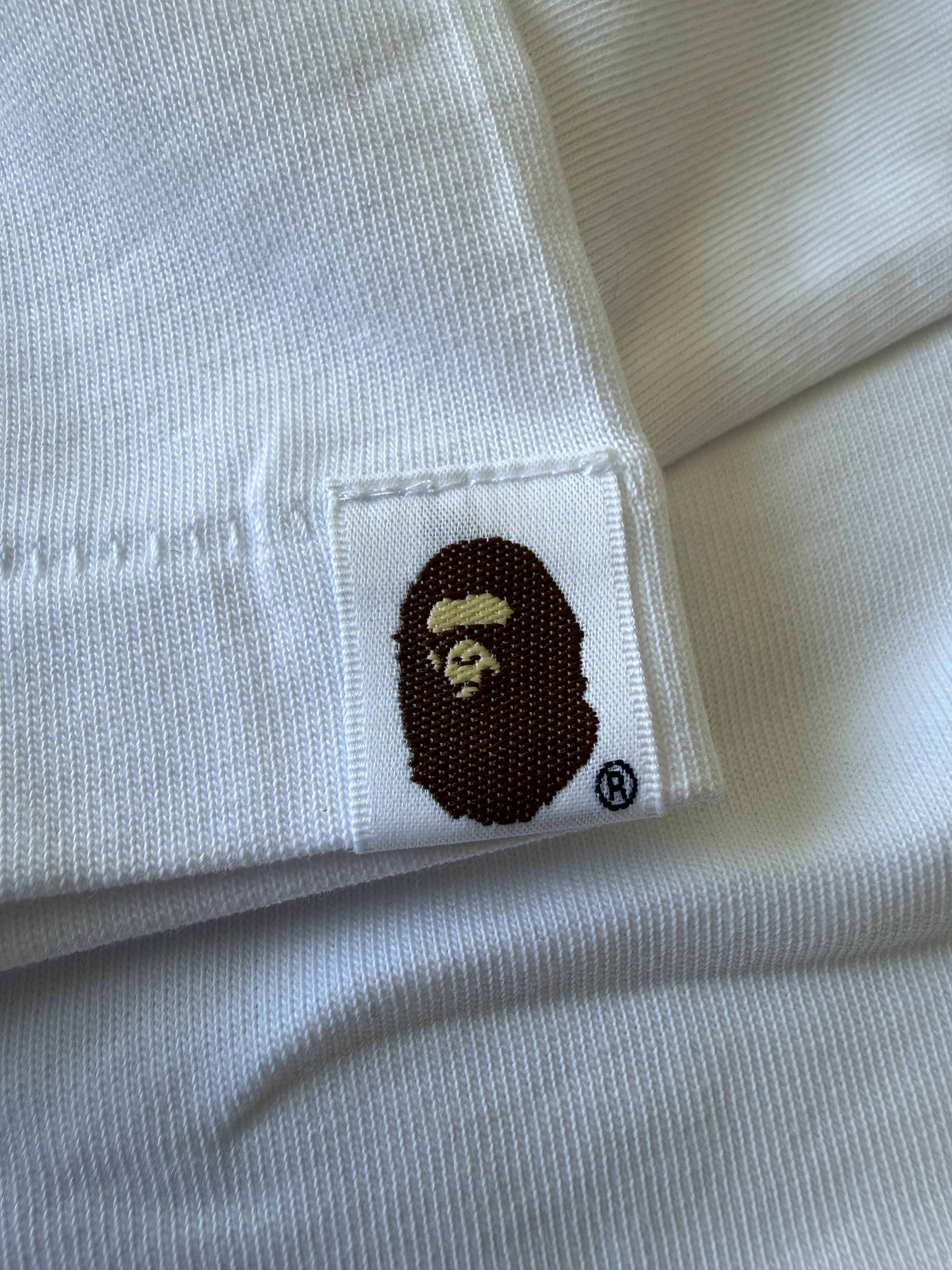 Bape BAPE STORE HK 20th ANNIV. WIDE FIT BABY MILO BUSY WORKS TEE Size US L / EU 52-54 / 3 - 4 Thumbnail