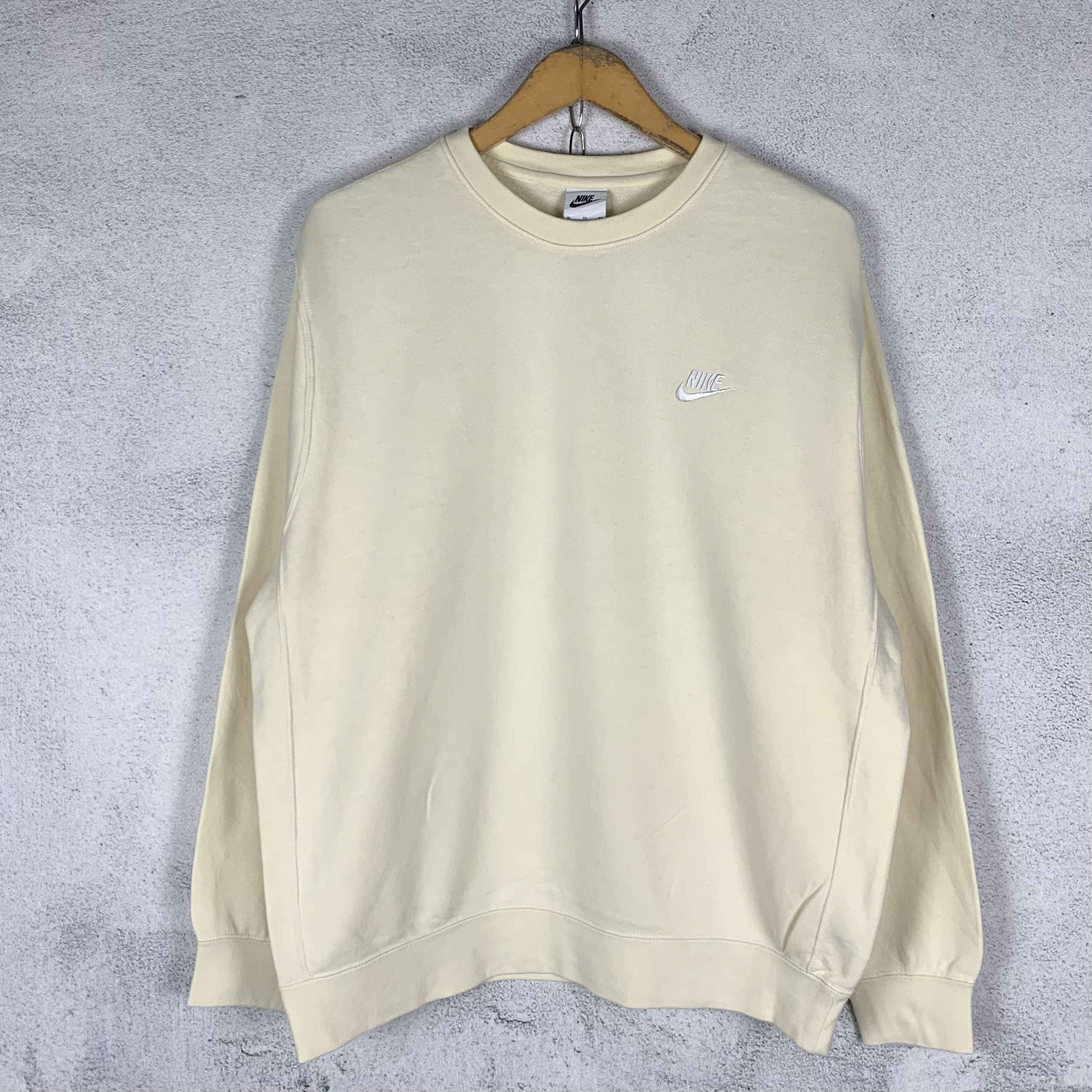 Nike Nike Y2K Swoosh Sweatshirt Crewneck Size US XL / EU 56 / 4 - 1 Thumbnail