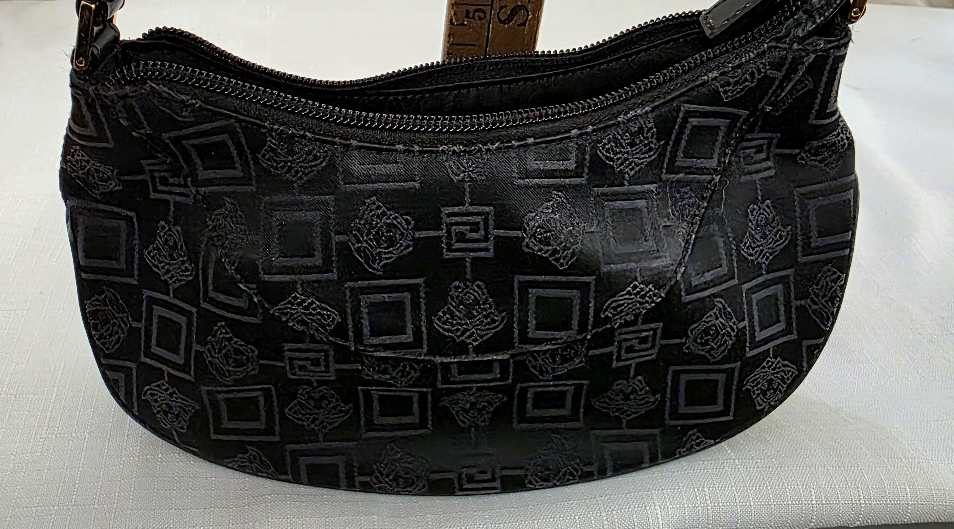 Versace Versace Vintage Canvas Medusa All Over Print Shoulder bag Size ONE SIZE - 13 Thumbnail