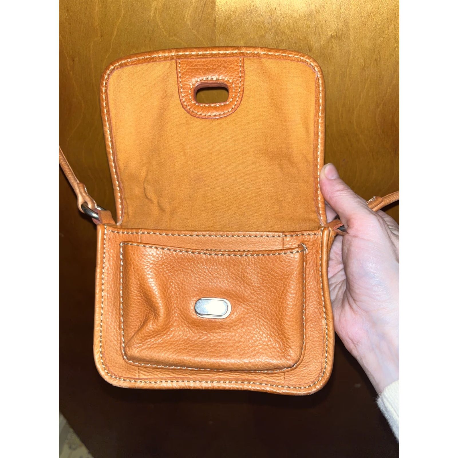 Fossil Fossil Women’s Leather Crossbody Bag - Orange, Small, 6.5 x 5.5 Inches, Logo Compartments Size ONE SIZE - 7 Thumbnail