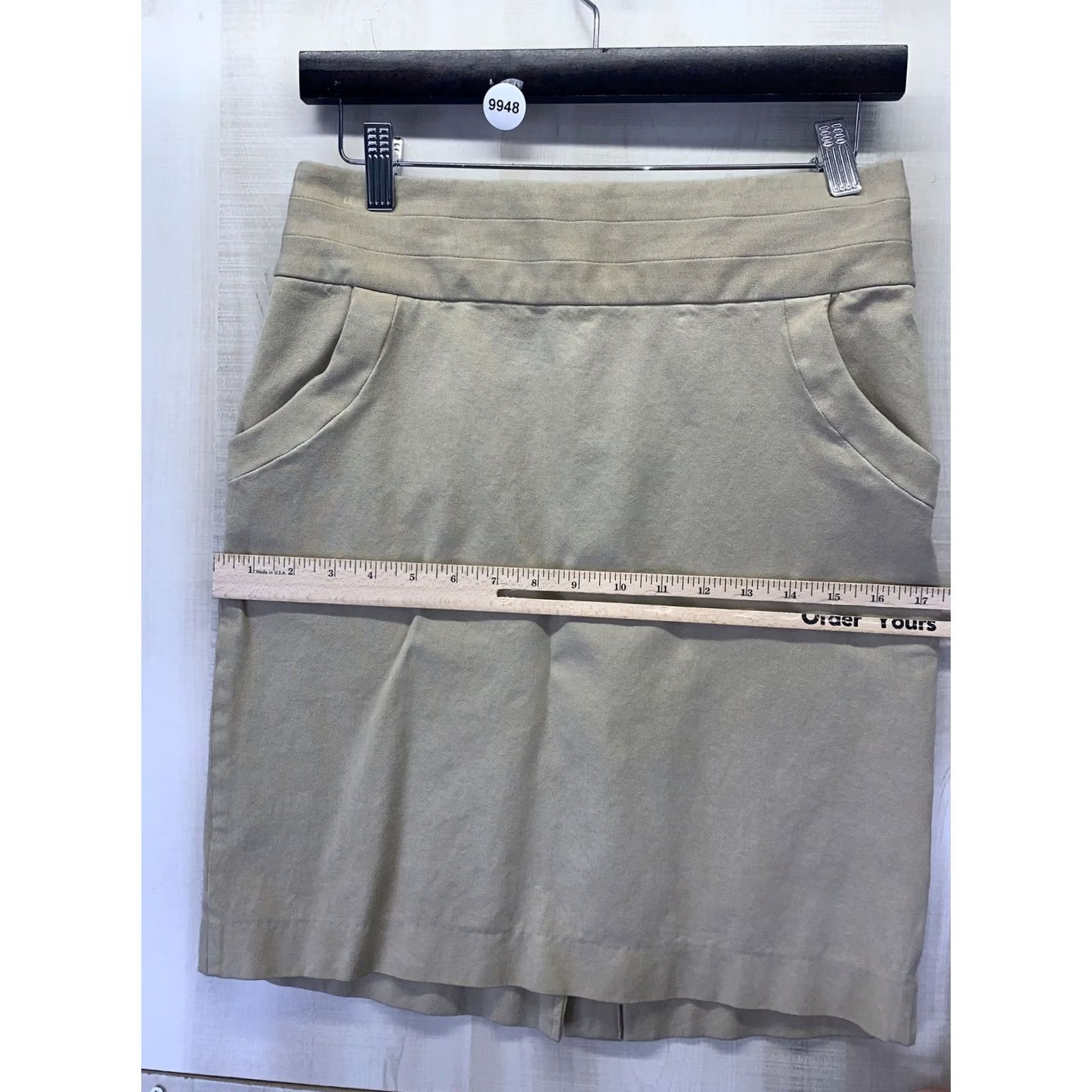 Banana Republic Banana Republic Skirt Khaki Stretch Pocket Front Straight Womens 2 Beige Knee Length Pencil Style -Mens Size 26" / US 2 / IT 38 - 3 Thumbnail