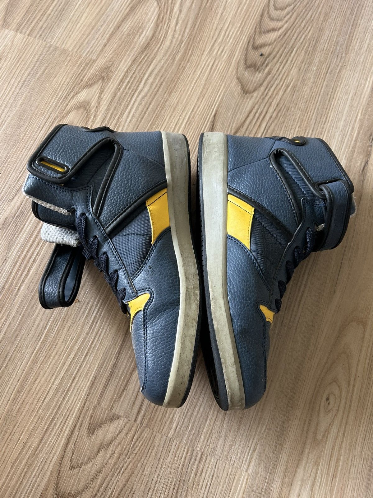 Coogi Coogi High Top Sneakers Size US 8.5 / EU 41-42 - 3 Thumbnail