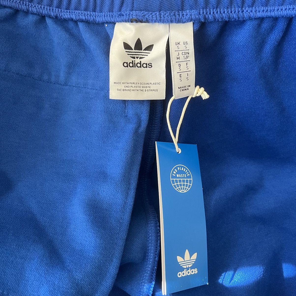 Adidas Classic Track Pants Size S NWT Size US 29 - 9 Thumbnail