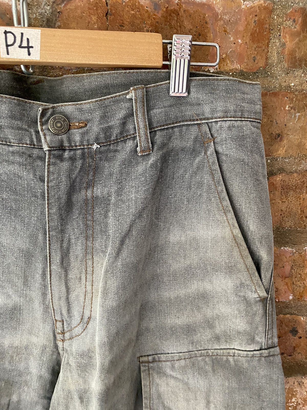 PPFM 2000s PPFM Multipocket cargos wide 3/4 pants Size US 32 / EU 48 - 7 Thumbnail