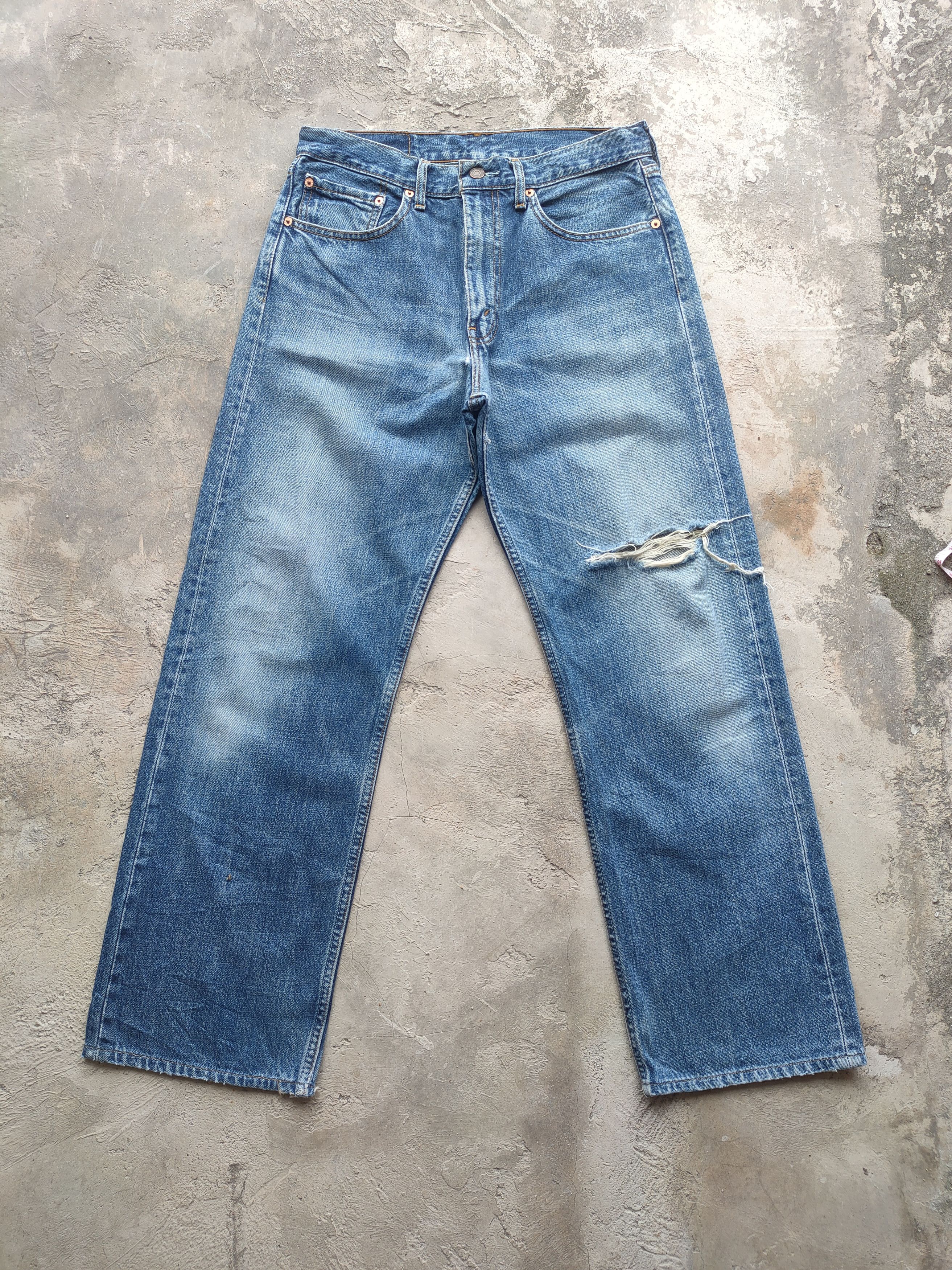 Levi's Vintage Clothing W32 VINTAGE LEVI'S 512 FADED DISTRESSED JEAN DENIM PANTS Size US 32 / EU 48 - 1 Thumbnail