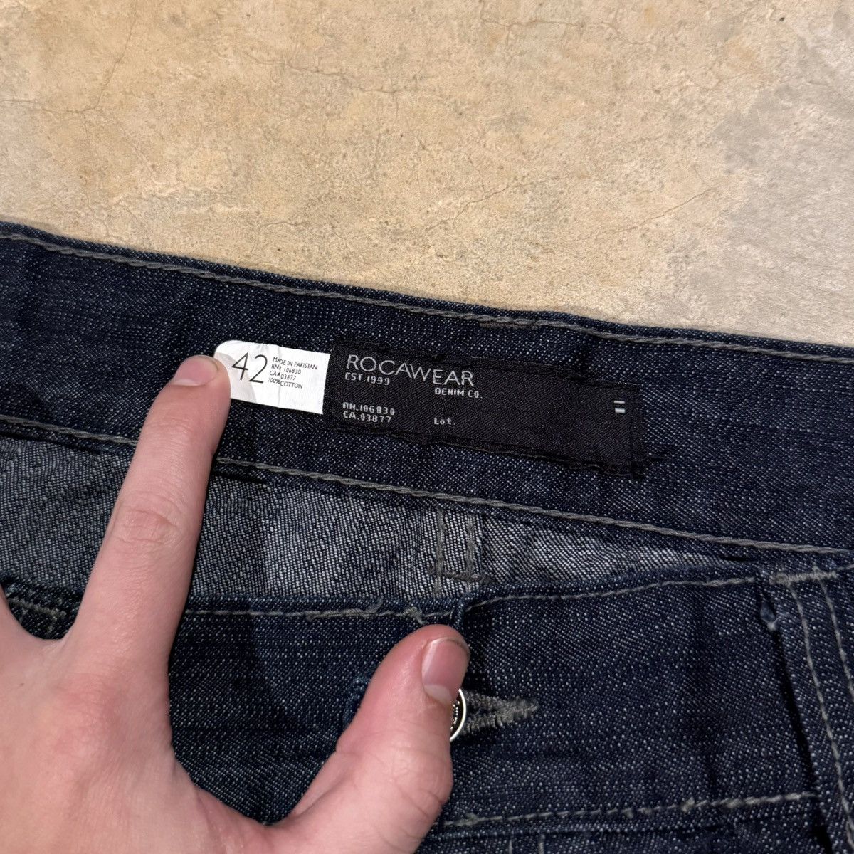 Rocawear Vintage 2000s Rocawear Faded Indigo Baggy Jorts Grunge Y2K Size US 42 / EU 58 - 8 Thumbnail