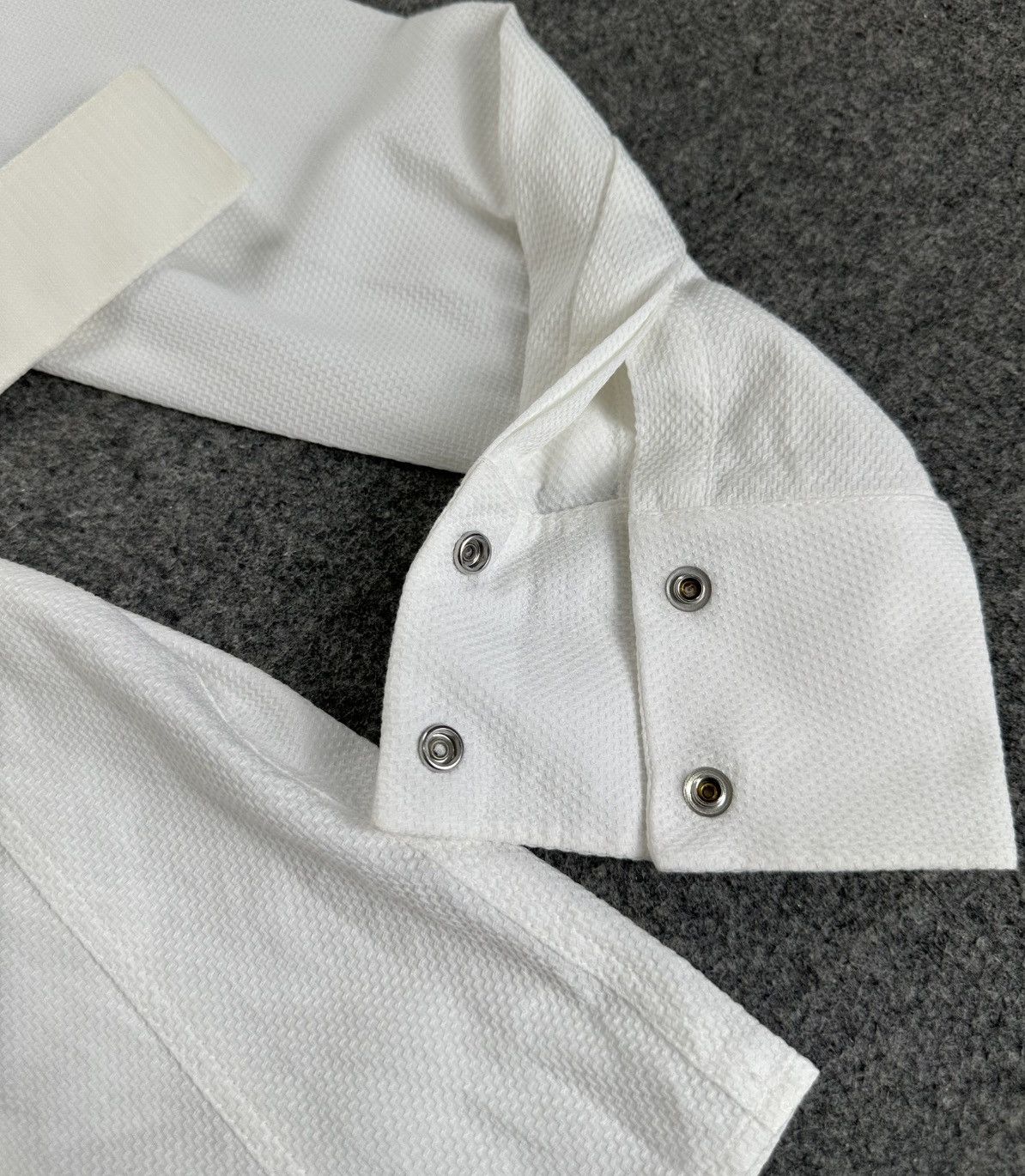 Givenchy Givenchy - Cut Out Slim - Button Down Shirt - Pearl White Size XXS / US 00 / IT 34 - 8 Thumbnail