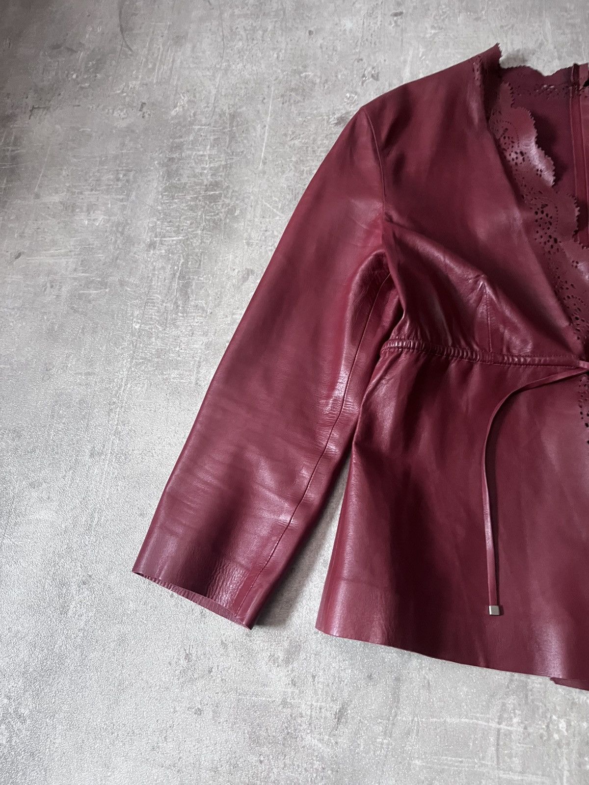 Gucci Gucci by Tom Ford leather jacket Laser cut edging 3/4 sleeve Size L / US 10 / IT 46 - 6 Thumbnail
