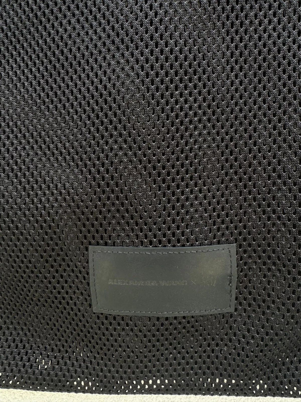 Alexander Wang × H&M ALEXANDER WANG x HM Black Beach Towel Size ONE SIZE - 7 Thumbnail